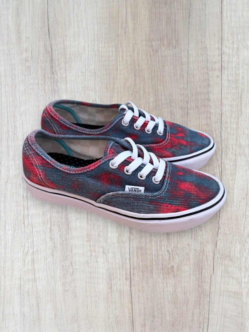 Vans ComfyCush Authentic In Bloom Tie Dye Sneakers Women 6.5 Canvas Skate